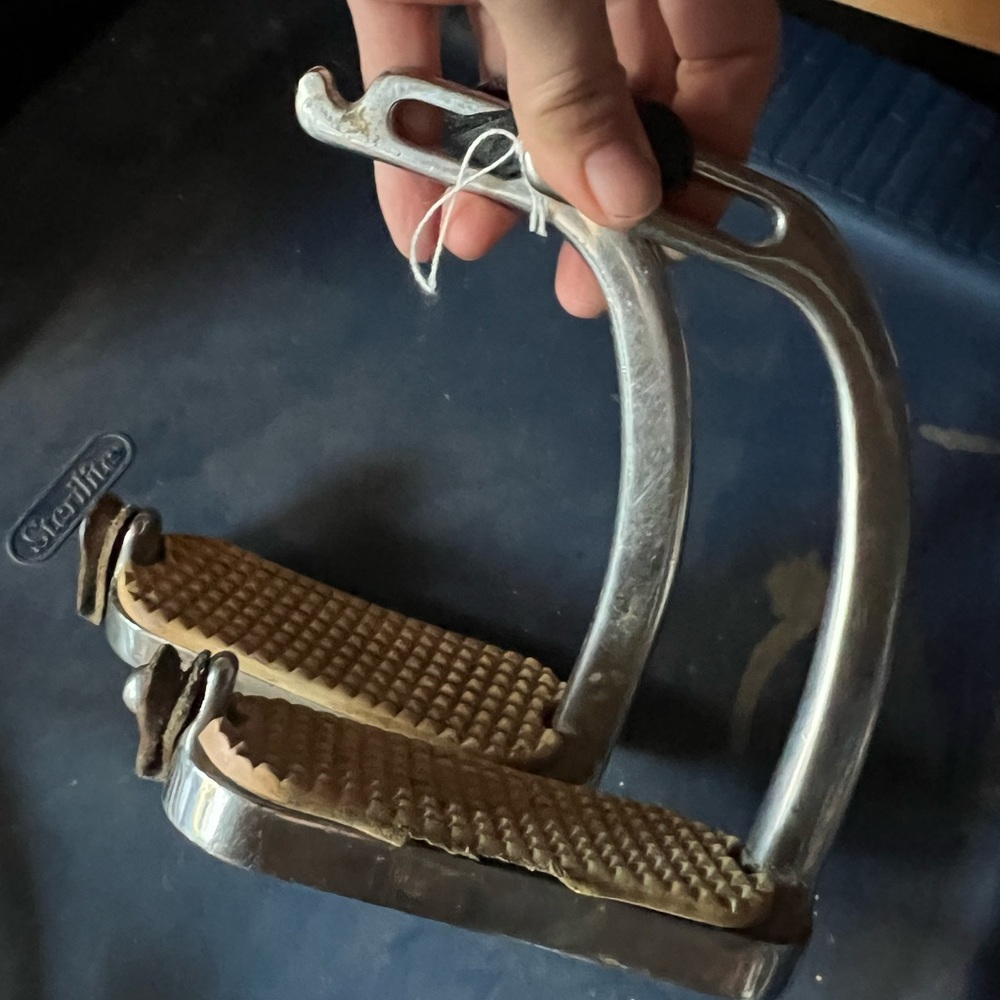 - 4 3/4” peacock safety stirrup irons used